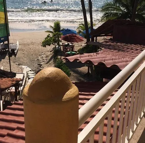 Hotel Pie De Playa La Ropa Zihuatanejo