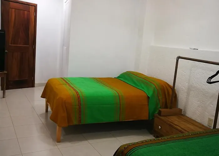 Hotel Pie De Playa La Ropa