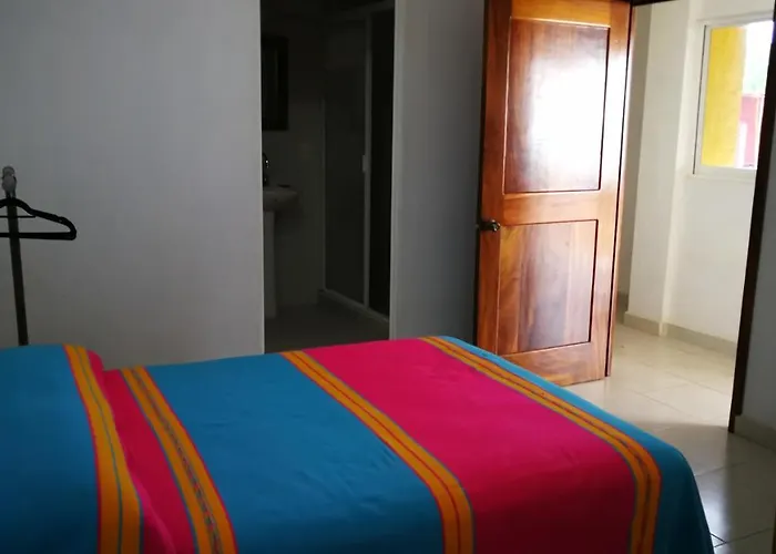 Hotel Pie De Playa La Ropa