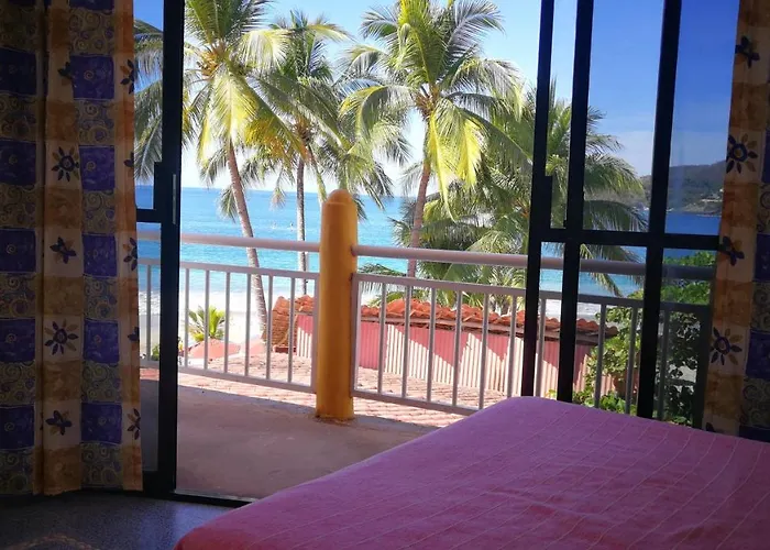 Hotel Pie De Playa La Ropa